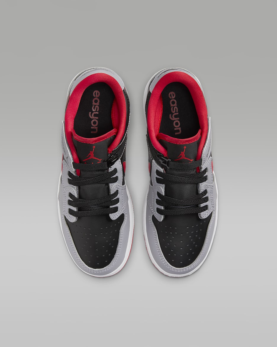 Air Jordan 1 Low FlyEase Older Kids Shoes. Nike UK